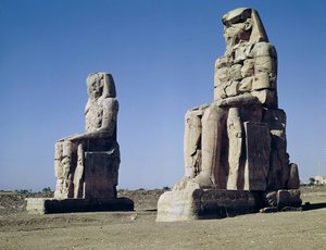 Memnon Heykeli, III. Amenhotep heykelleri, c.1375-1358 M.Ö.